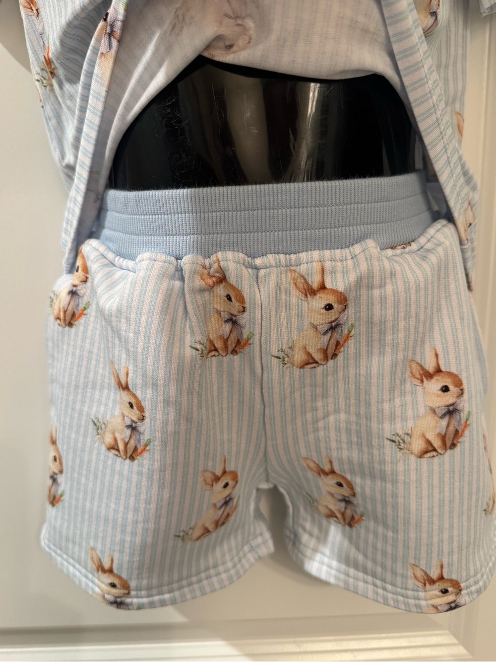 Bums & Roses Bunny Bamboo Short Set - Picture 4 of 8